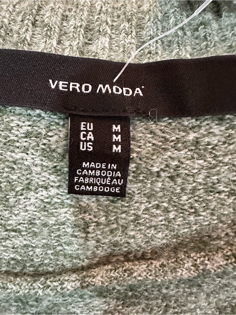 VERO MODA - Long Sleeve V-Neck Button Cardigan - Light Green - M - Picture 3 of 6